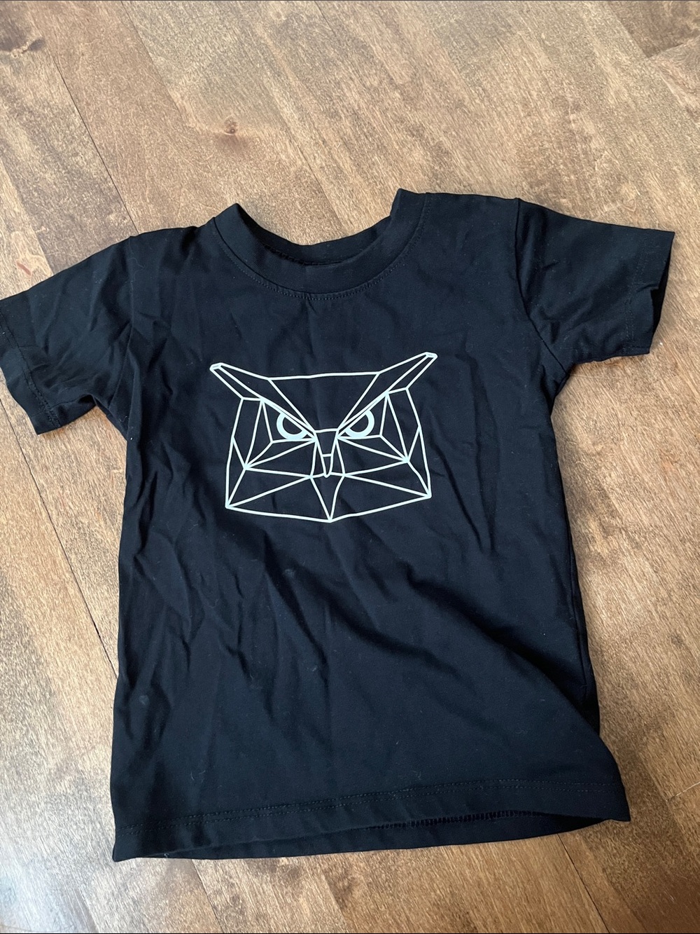 Kids Black Owl Graphic Tee new without tag
